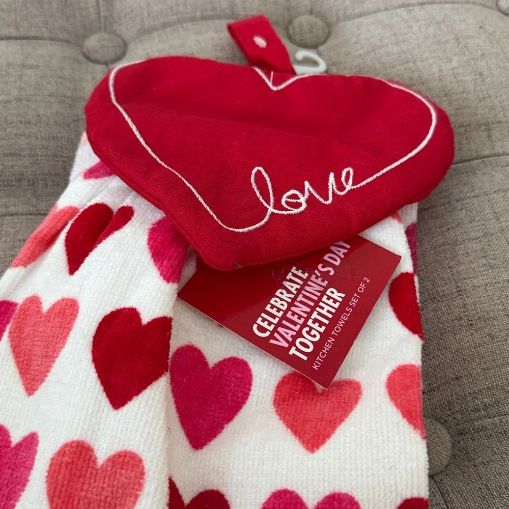 New Kohl's Celebrate Together Valentine's Day Hearts Kitchen Towel 2-Pack